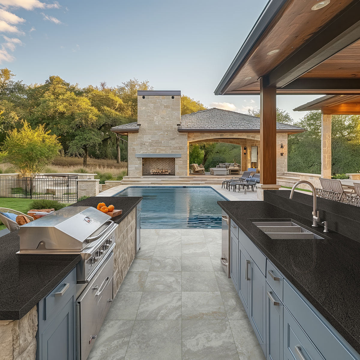 Argento Travertino® Arterra Pavers