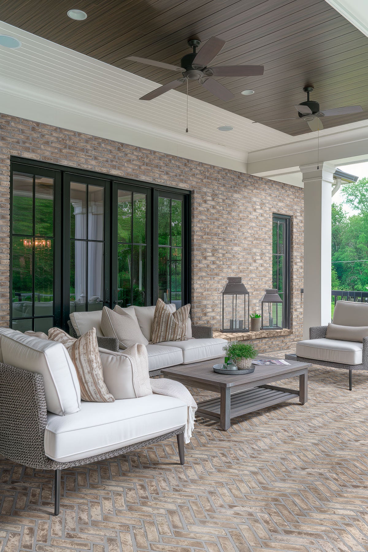 Doverton Gray Reclaimed Clay Brick - Herringbone