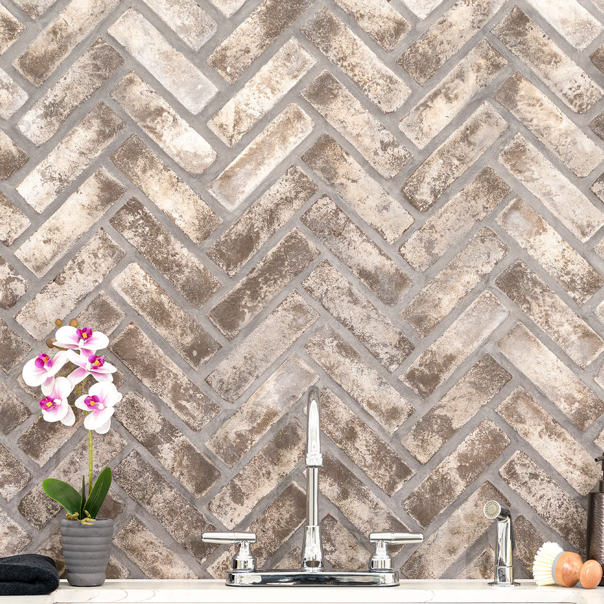 Doverton Gray Reclaimed Clay Brick - Herringbone