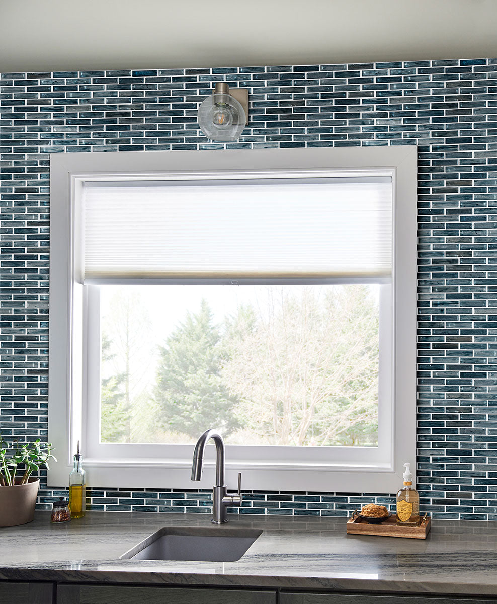 Oasis Blast 1x4 Glass Tile