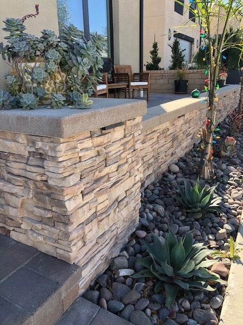 Peninsula Sand Stacked Stone
