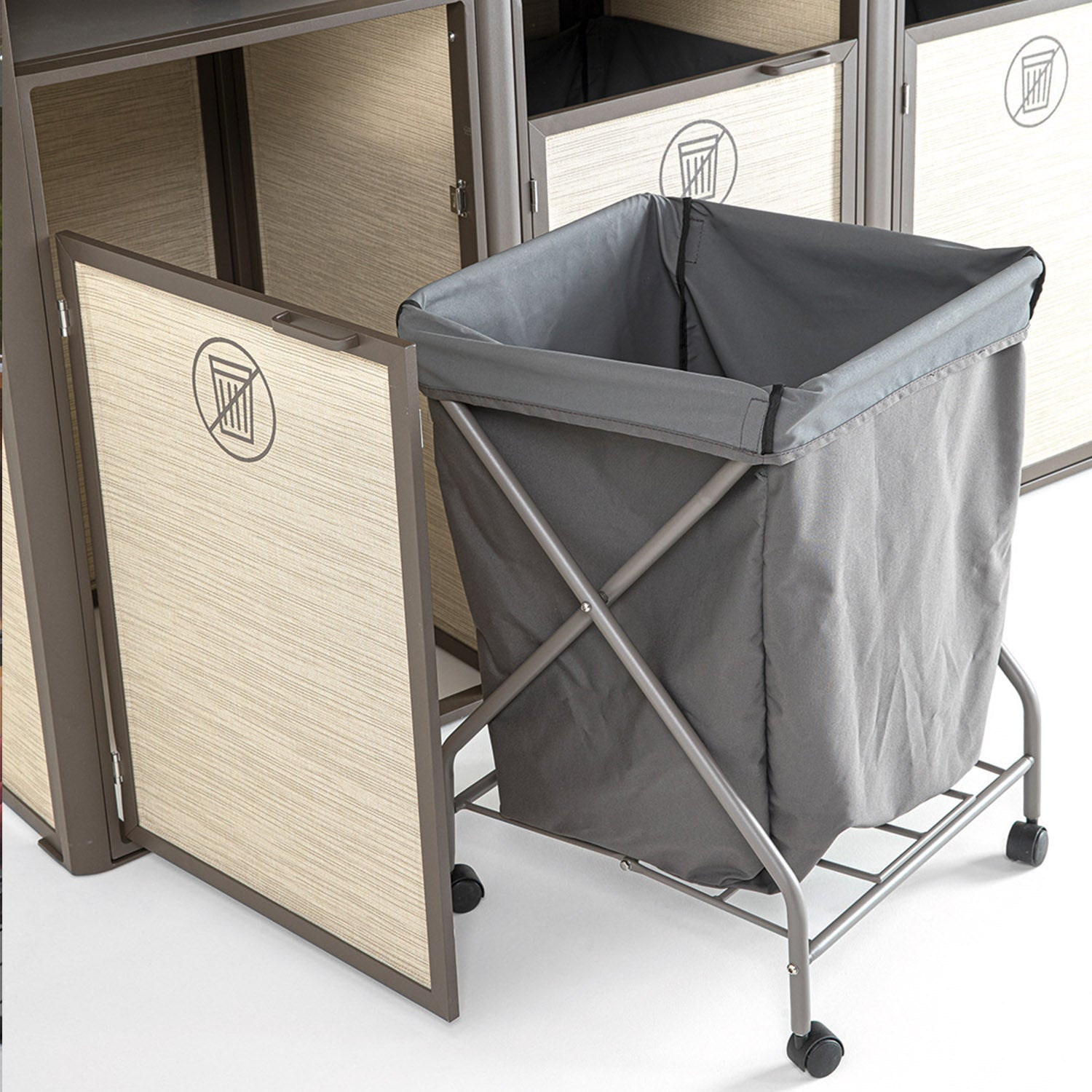 Sunset Towel Valet Triple Unit